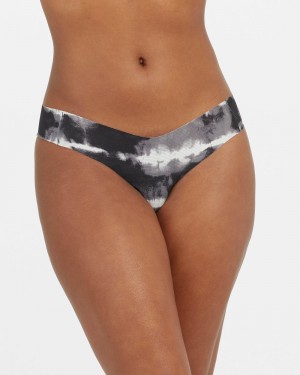 Black/White Spanx Under Statements® Thong | OPEJG-6219