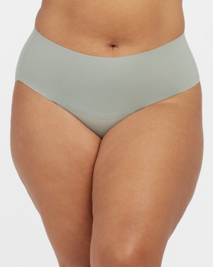 Olive White Spanx Undie-tectable® Brief | DNCQT-5798