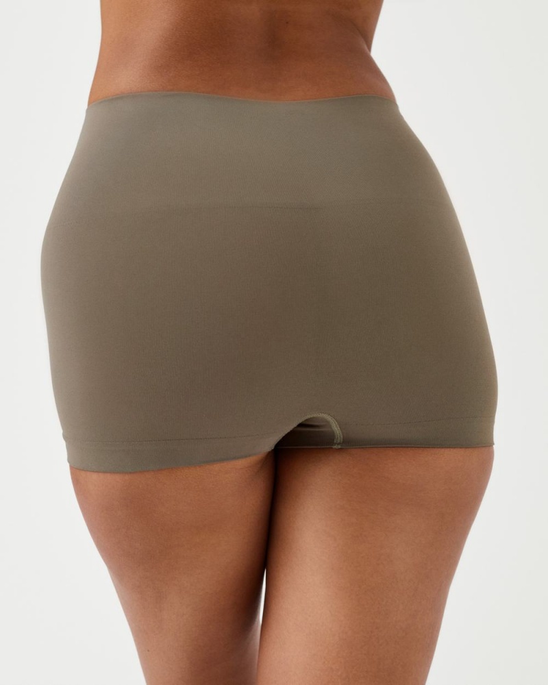 Olive Spanx EcoCare Seamless Shaping Boyshort | MKDZR-9824