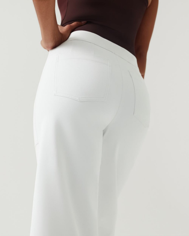 White Spanx On-the-Go Wide Leg Pant with Ultimate Opacity Technology | YULVC-2168